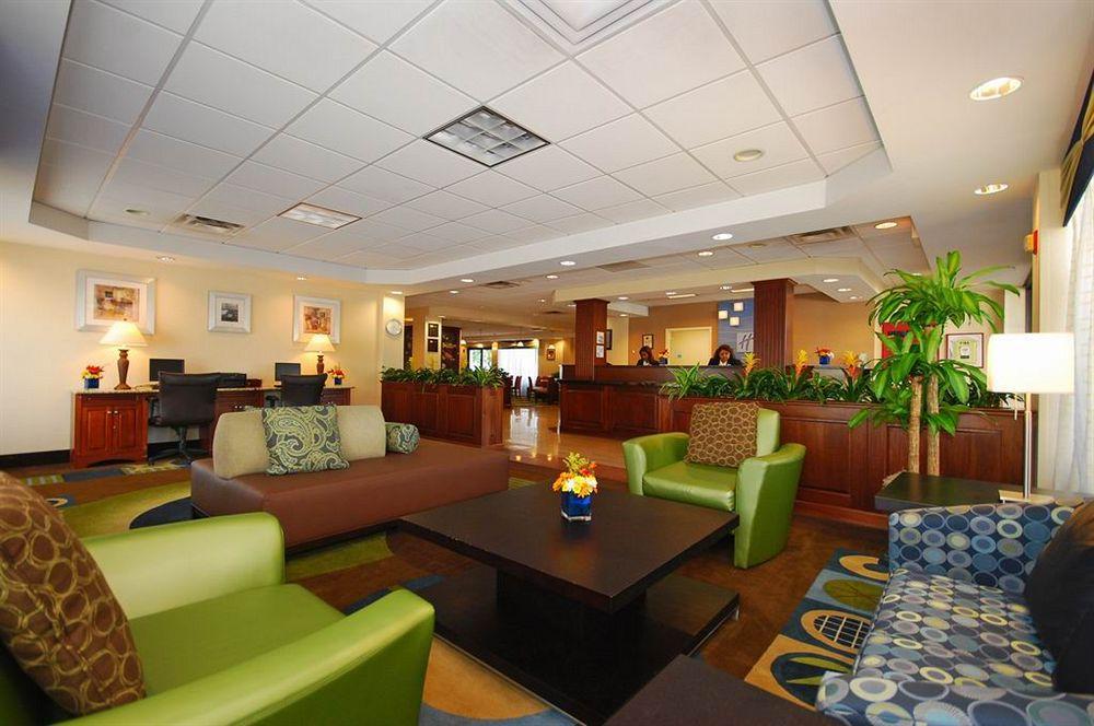 Quality Inn I-74 Batesville Exterior foto
