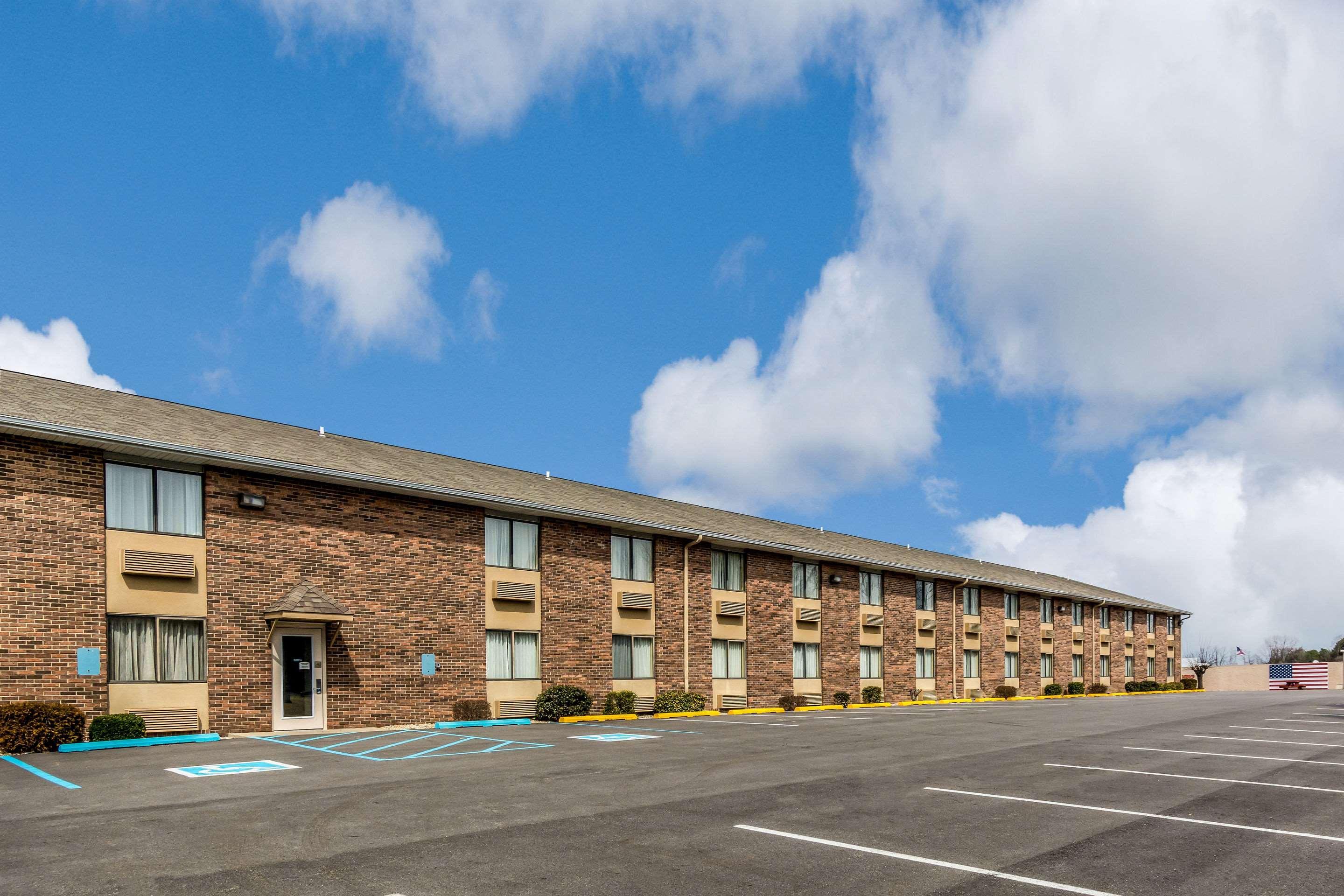 Quality Inn I-74 Batesville Exterior foto