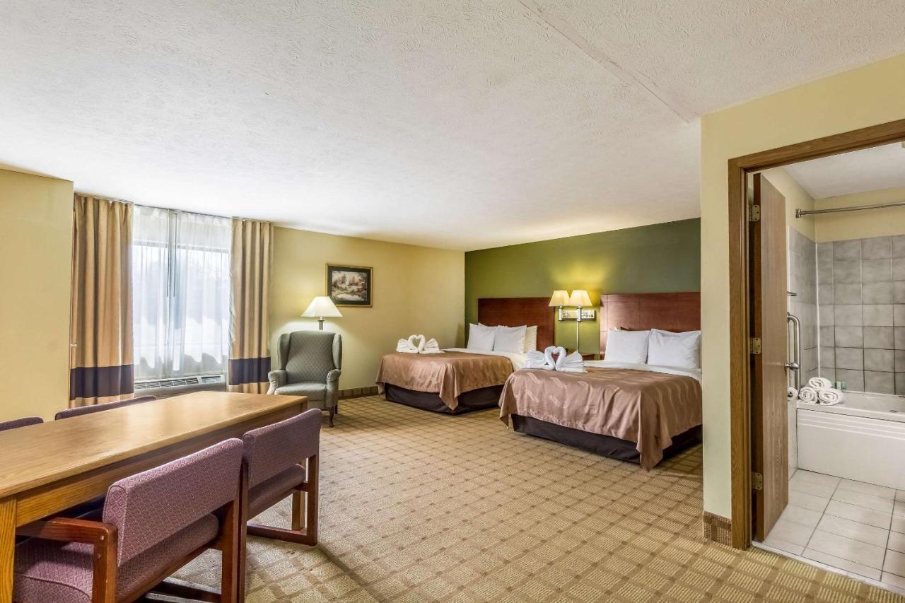 Quality Inn I-74 Batesville Exterior foto