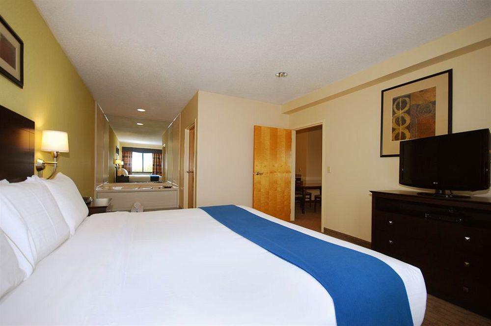 Quality Inn I-74 Batesville Exterior foto